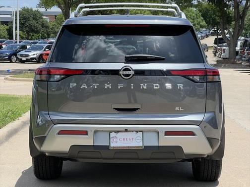 2024 Nissan Pathfinder SL FWD