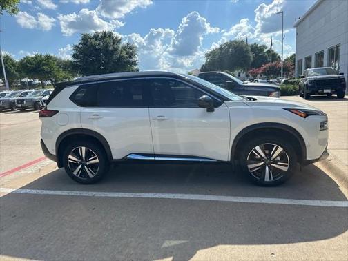 2022 Nissan Rogue Platinum