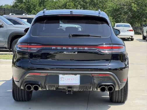 2024 Porsche Macan Base