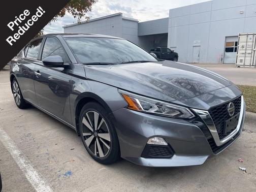 2022 Nissan Altima 2.5 SV