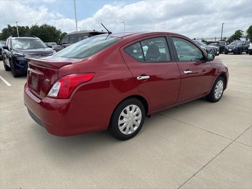 2017 Nissan Versa 1.6 SV