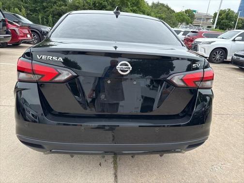 2021 Nissan Versa 1.6 SV