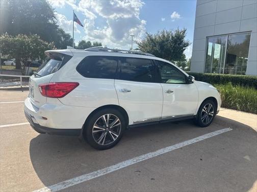 2019 Nissan Pathfinder Platinum