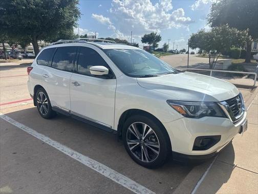 2019 Nissan Pathfinder Platinum