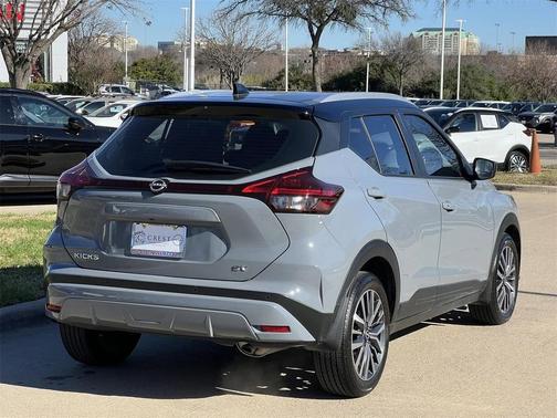 2023 Nissan Kicks SV