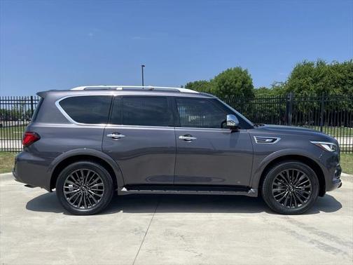 2023 INFINITI QX80 SENSORY