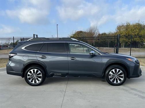 2025 Subaru Outback Touring XT