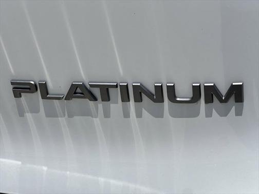 2025 Nissan Armada Platinum 2WD