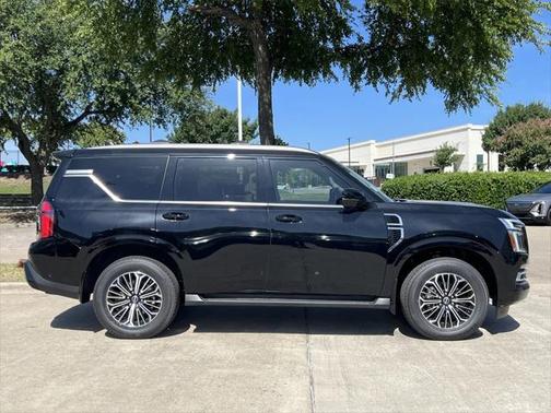 2025 Nissan Armada Platinum 2WD