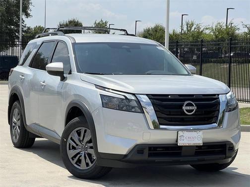 2025 Nissan Pathfinder SV FWD