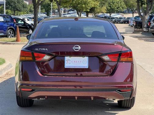 2025 Nissan Altima SV FWD
