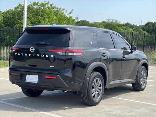 2025 Nissan Pathfinder S 4WD