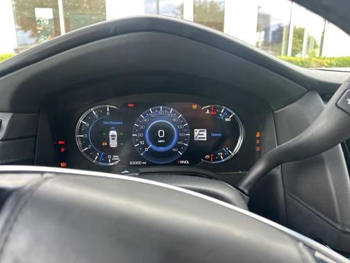 2018 Cadillac Escalade ESV Platinum