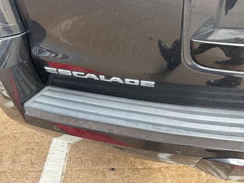 2018 Cadillac Escalade ESV Platinum