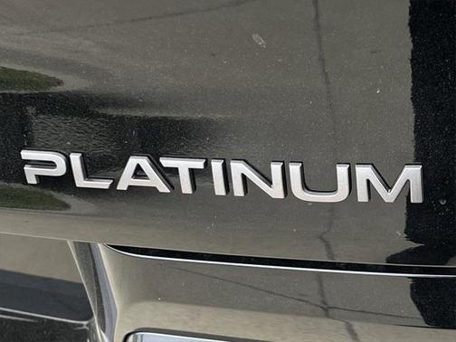 2025 Nissan Murano Platinum