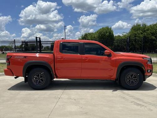 2025 Nissan Frontier PRO-X