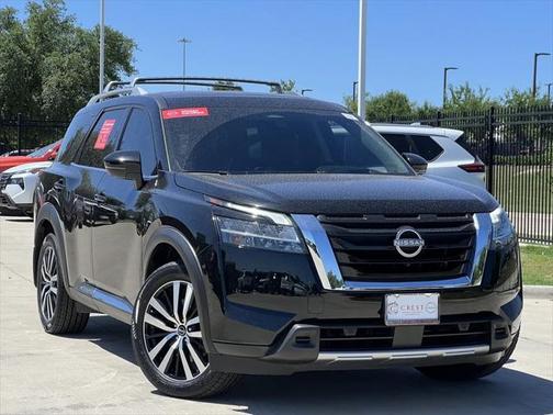 2023 Nissan Pathfinder Platinum 4WD