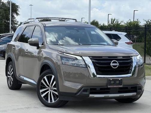 2024 Nissan Pathfinder Platinum FWD