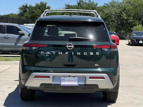 2023 Nissan Pathfinder SL FWD