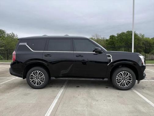 2025 Nissan Armada Platinum 2WD