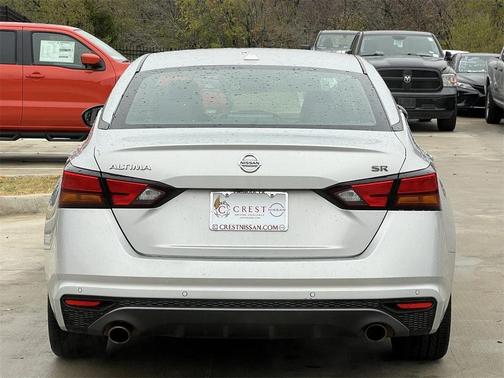 2021 Nissan Altima SR FWD