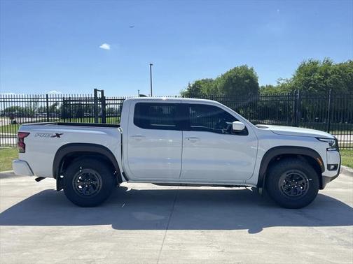 2025 Nissan Frontier PRO-X