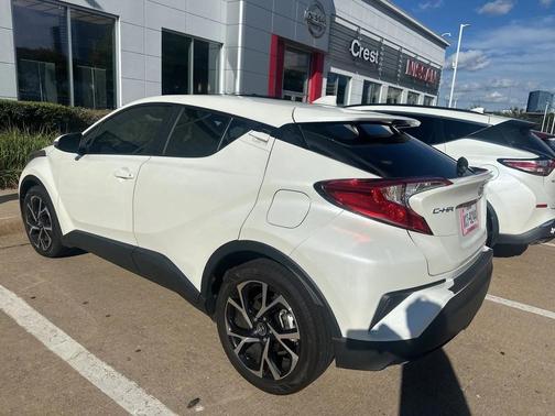 2019 Toyota C-HR XLE