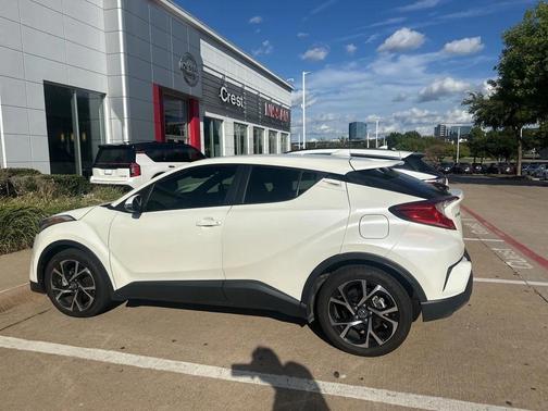 2019 Toyota C-HR XLE