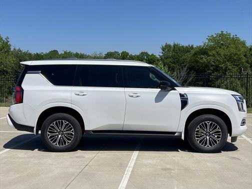 2025 Nissan Armada Platinum 4WD