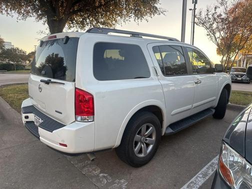 2015 Nissan Armada SV