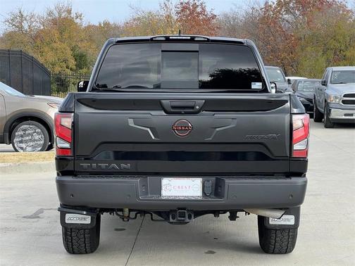 2024 Nissan Titan PRO-4X