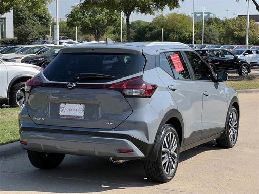 2024 Nissan Kicks SV