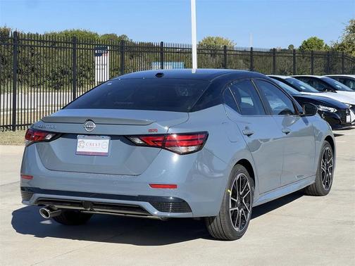 2025 Nissan Sentra SR