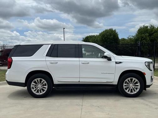 2024 GMC Yukon SLT