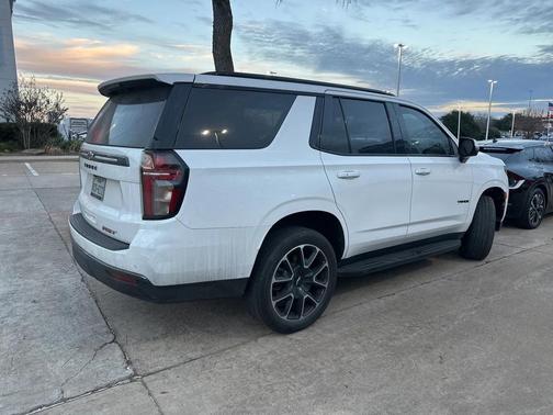 2022 Chevrolet Tahoe 4WD RST
