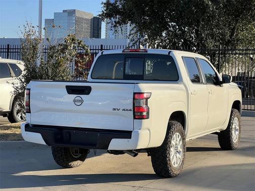 2022 Nissan Frontier SV