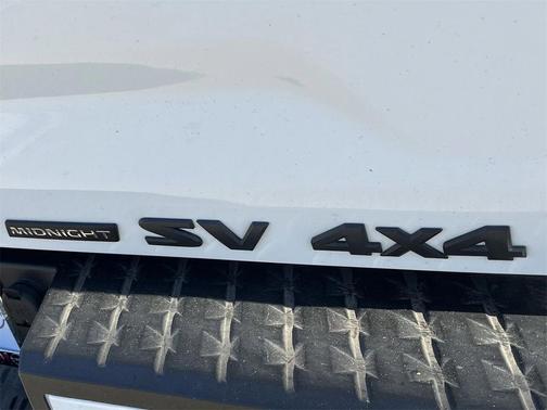 2024 Nissan Titan SV