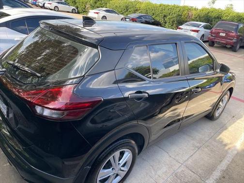 2025 Nissan Kicks S