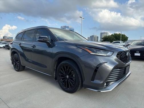 2024 Toyota Highlander XSE