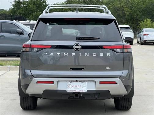 2025 Nissan Pathfinder SL FWD