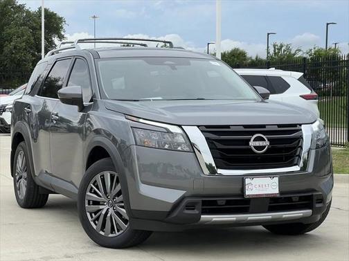 2025 Nissan Pathfinder SL FWD