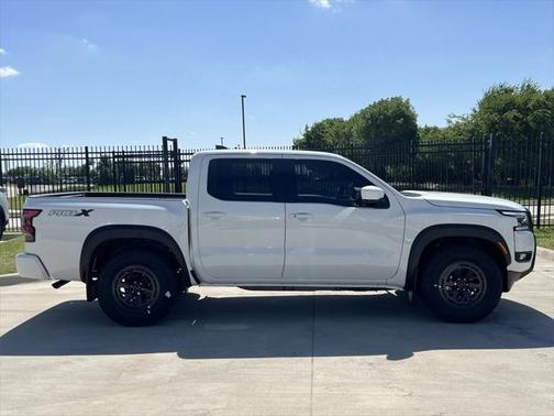2025 Nissan Frontier PRO-X
