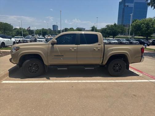 2020 Toyota Tacoma SR5