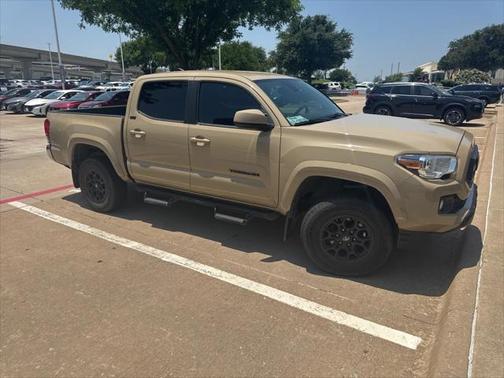 2020 Toyota Tacoma SR5