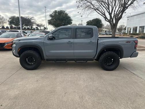 2024 Nissan Frontier PRO-4X