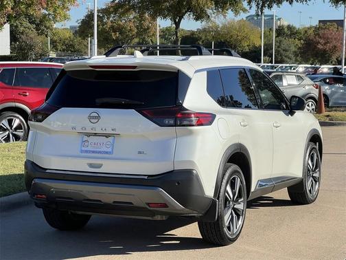 2022 Nissan Rogue SL