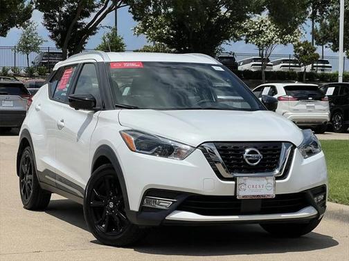 2020 Nissan Kicks SR