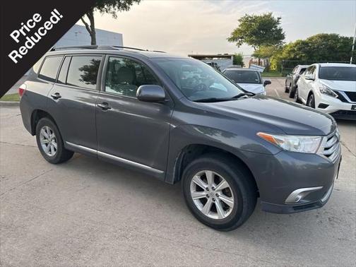 2013 Toyota Highlander SE