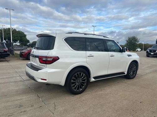 2024 Nissan Armada Platinum 2WD