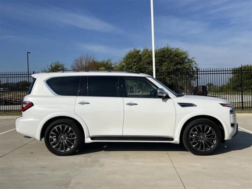2024 Nissan Armada Platinum 2WD